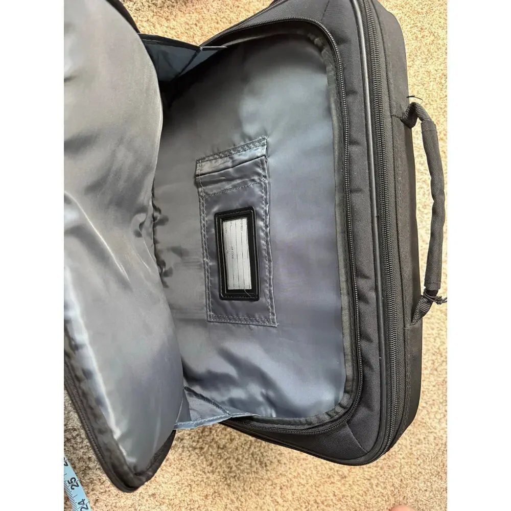 SWISSGEAR JASPER Messenger Laptop bag,  Lots of pockets! NWT!